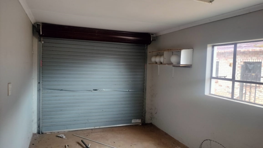 3 Bedroom Property for Sale in Mandela View Free State
